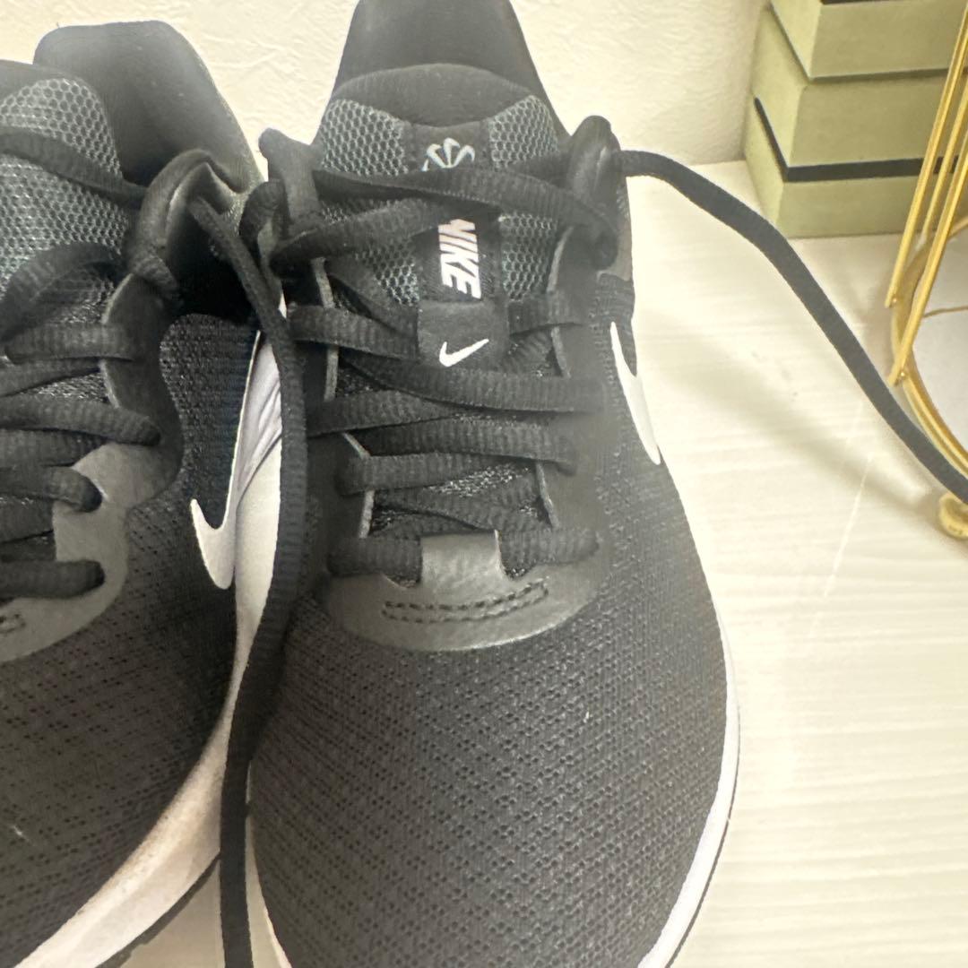 新品未使用 Nike ブラック スニーカー 子供用スニーカー22.5センチ