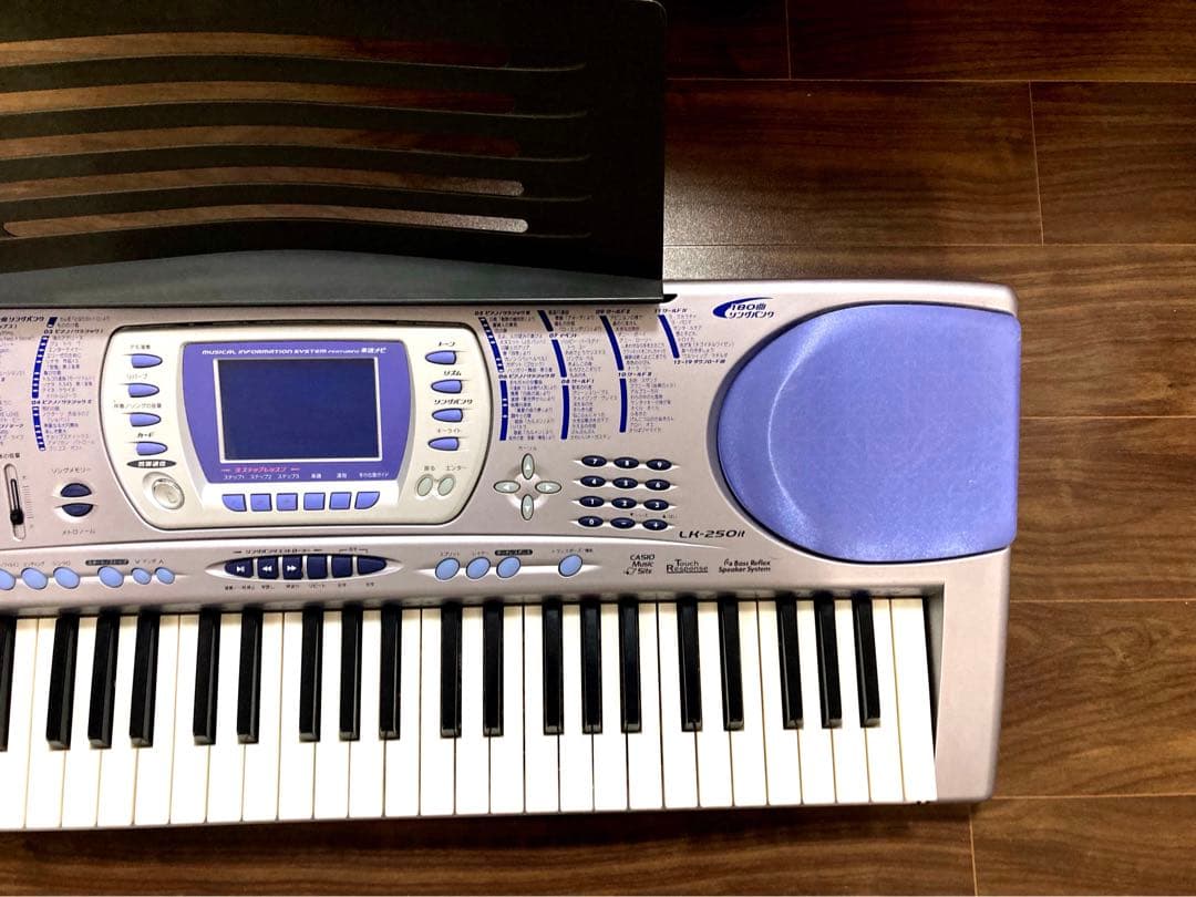 CASIO 光ナビゲーション 電子キーボード LK-250IT - メルカリ