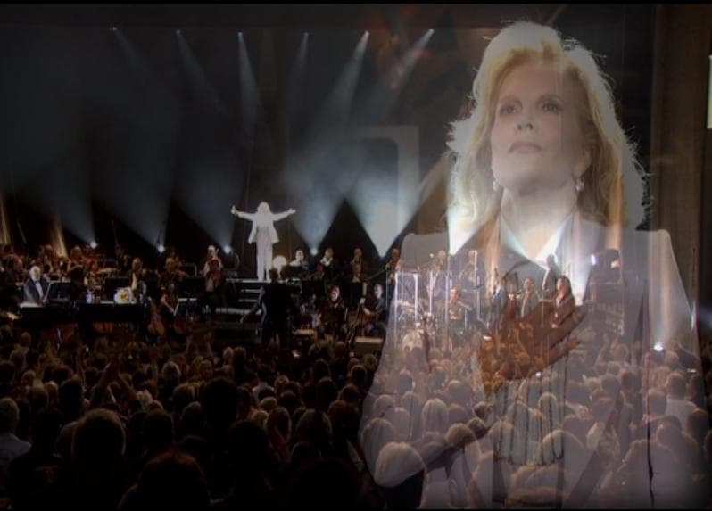 シルヴィ・バルタン50周年記念コンサートDVD-7P『Live A La Sal - メルカリ