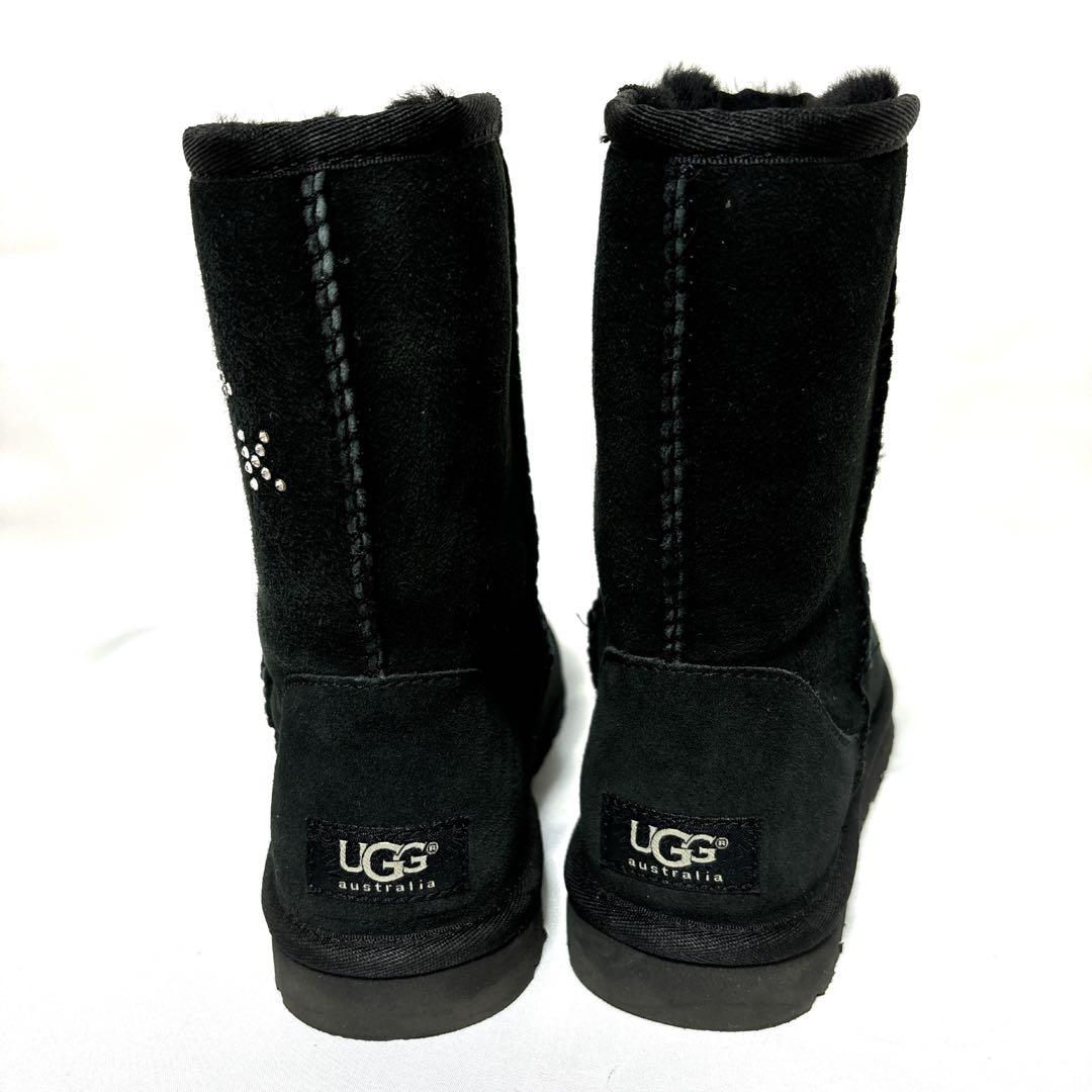 美品】UGG アグ ムートンブーツ 星ラインストーン 22㎝ 黒 - メルカリ
