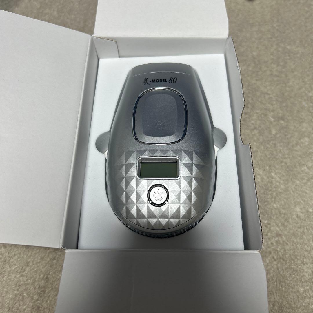 脱毛器 美MODEL 80 - メルカリ