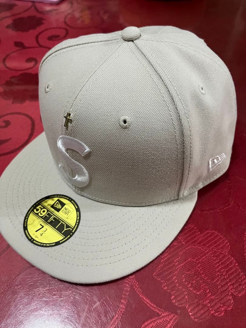 帽子 Supreme Gold Cross S Logo NewEra \"Stone\"