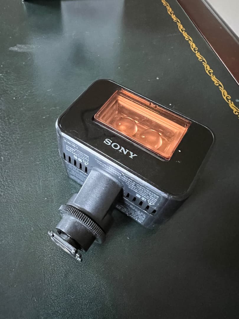 ソニー SONY HVL-LEIR1 バッテリービデオIRライト - メルカリ