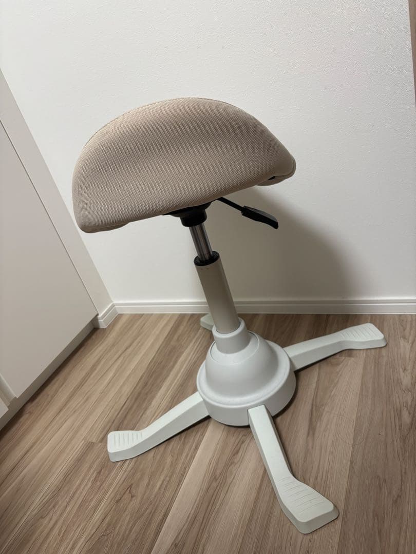 ホースライディングチェア 姿勢矯正チェア ベージュ 高さ調整機能付き