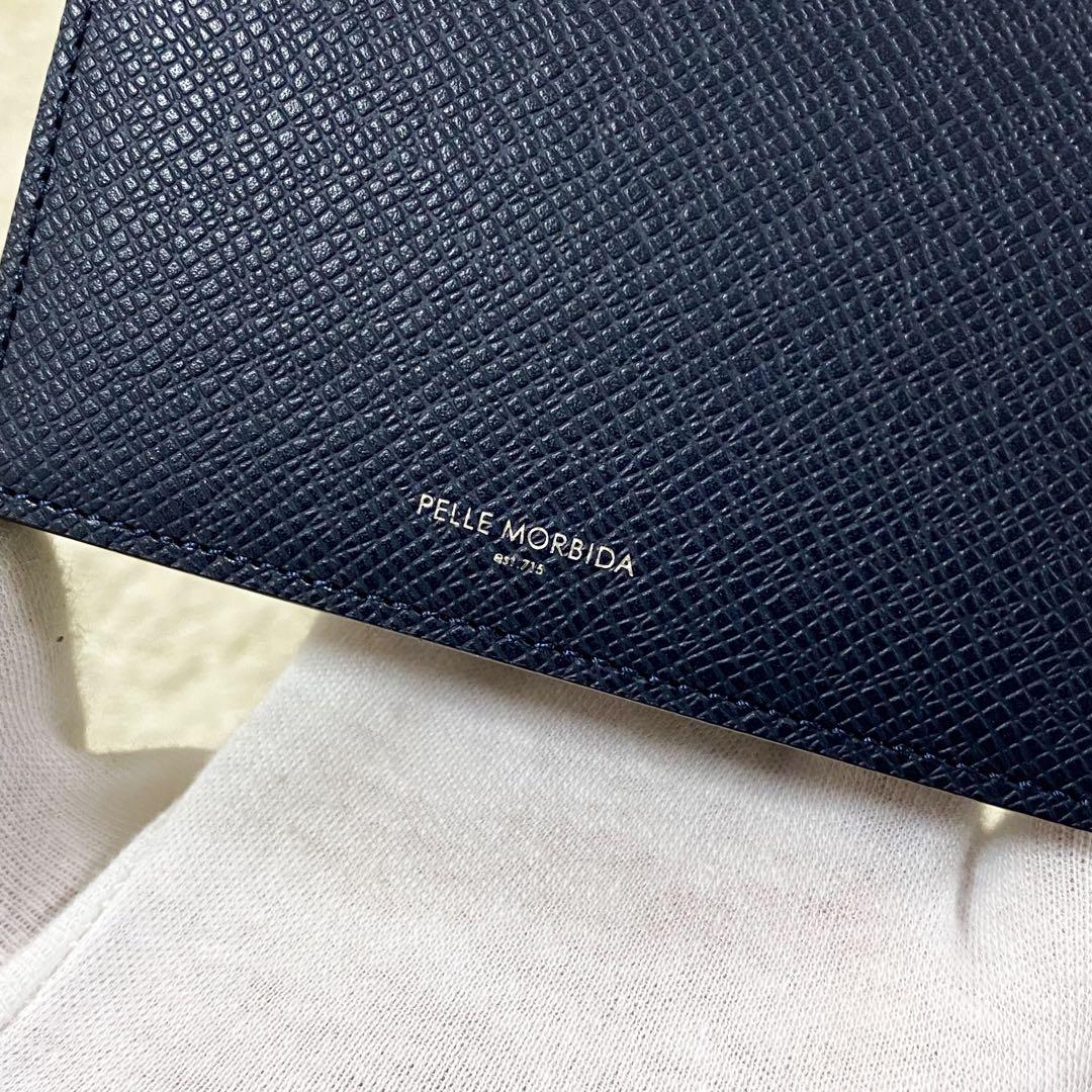 未使用級】ペッレモルビダ 名刺入れ カードケース ネイビー 二つ折り