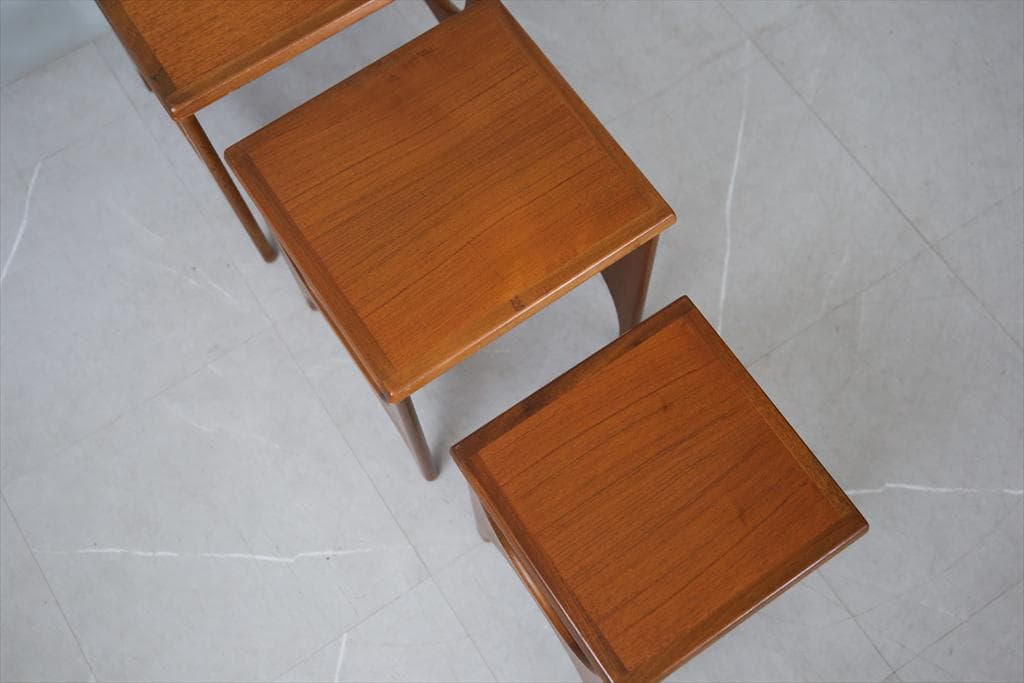 英国アンティーク木製ネストテーブル3台/収納式机/飾り棚/花台(92-252