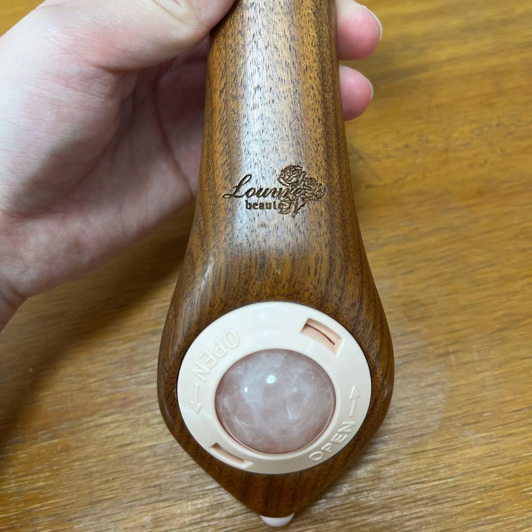 Sofill-e LOUVREDO 美顔ローラー - メルカリ