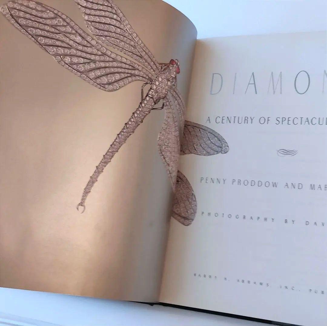 盗難された仏の国宝掲載DIAMONDS A CENTURY OF SPECTA