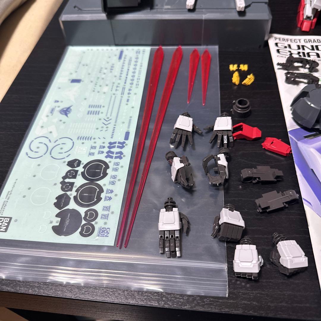 黒*舌様 PG 1/60 ガンダムエクシア ガンプラ 完成品未塗装 - メルカリ