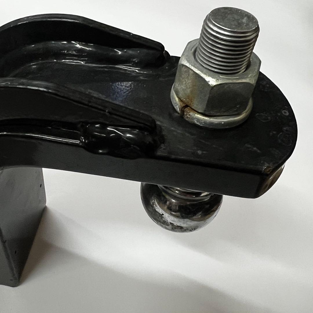 ランクルヒッチメンバー 純正品 日本製ラウンドクルーザー300