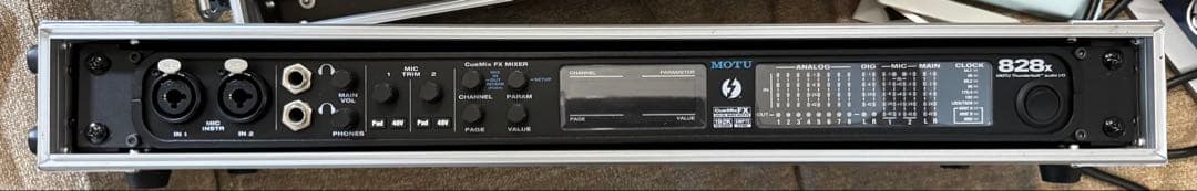 MOTU 828x Thunderbolt/USBオーディオインターフェイス MOTU 828x Thunderbolt / USB 2.0 Audio Interface - Vintage King