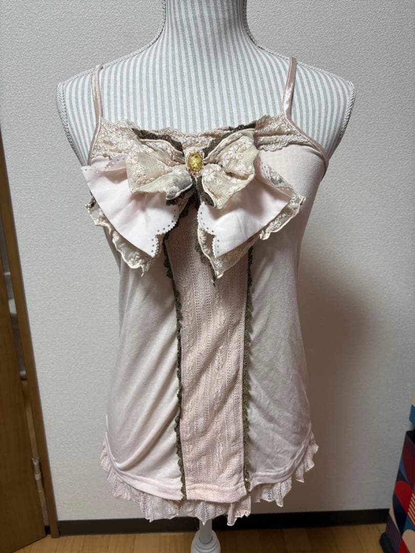 axes femme リボン付きピンクキャミソール axes femme（アクシーズファム）の「ストライプビッグリボンキャミ