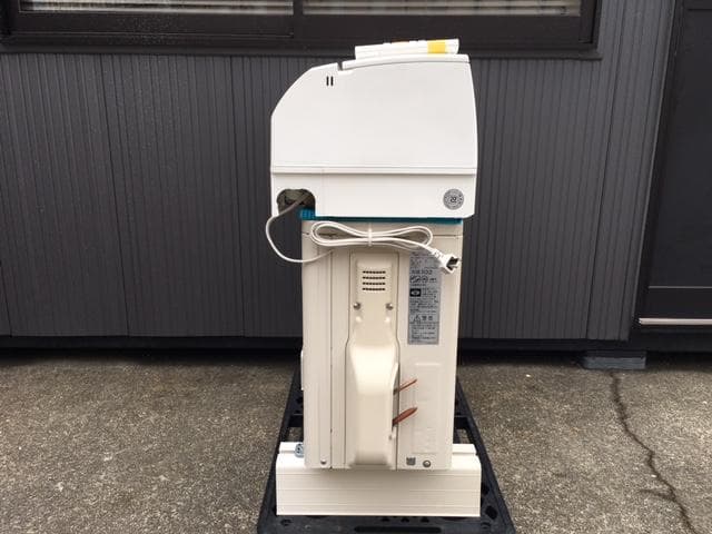 三菱　霧ヶ峰　GVシリーズ 　MSZ-GV2222-W　2022年製　2.2kw