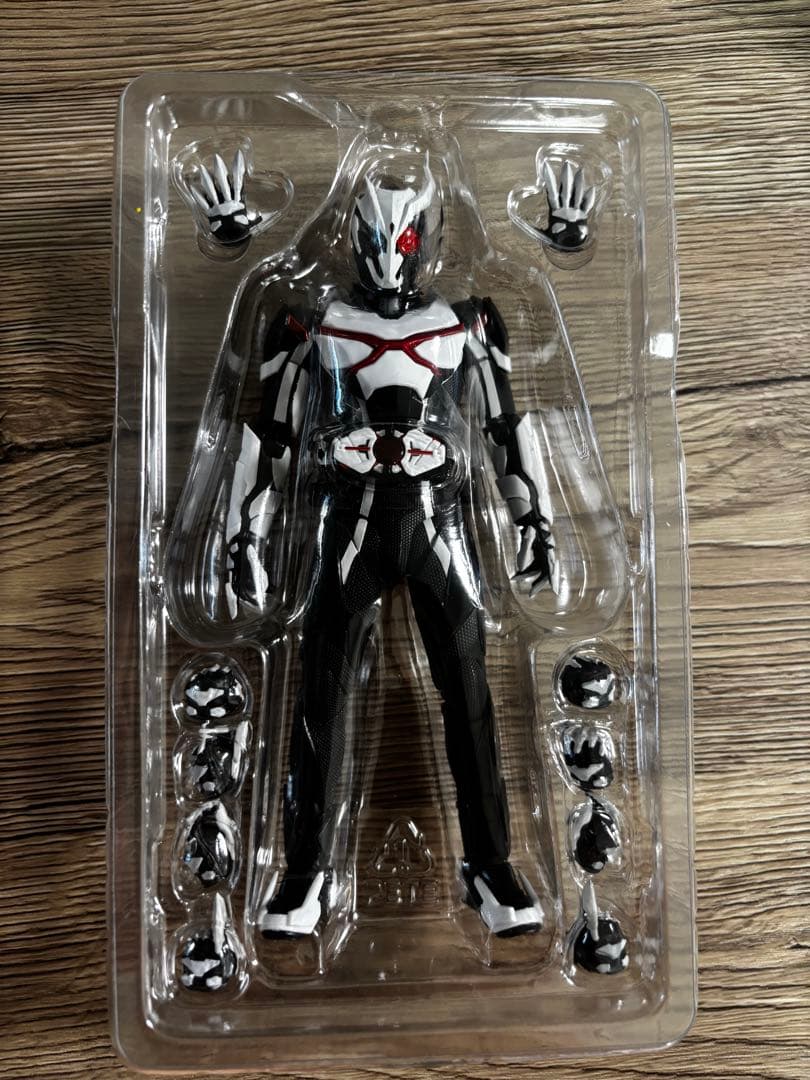 s.h.figuarts 仮面ライダーアークワン　4体セット販売
