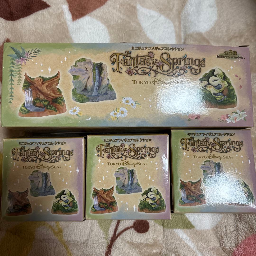 希少 ディズニーシー ファンタジースプリングス ミニチュアフィギュア