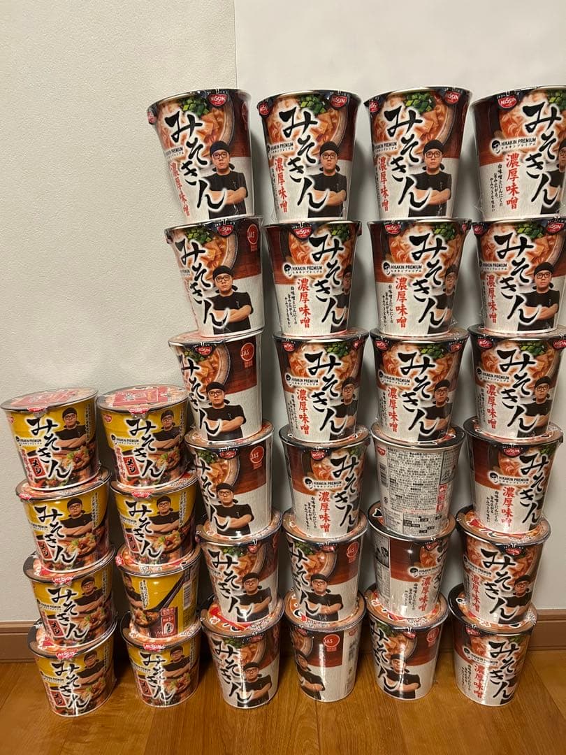 みそきんラーメン24 みそきんメシ8 Amazon.co.jp: ヒカキン 新みそきん 濃厚味噌ラーメン 新みそきんメシ