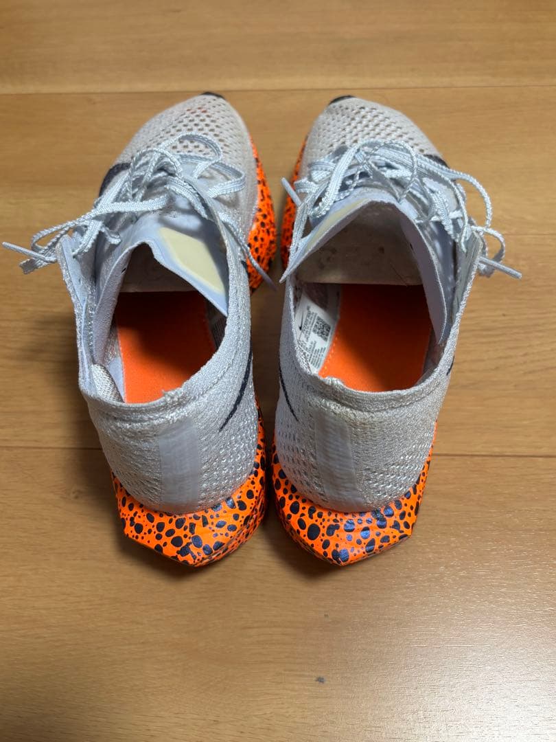 ナイキ　ヴェイパーフライ 3　25.5cm