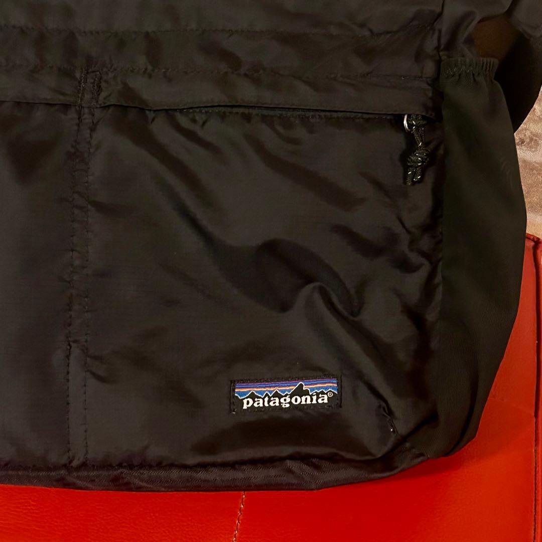 パタゴニア ライトウェイトトラベルクーリエ ショルダーバッグ