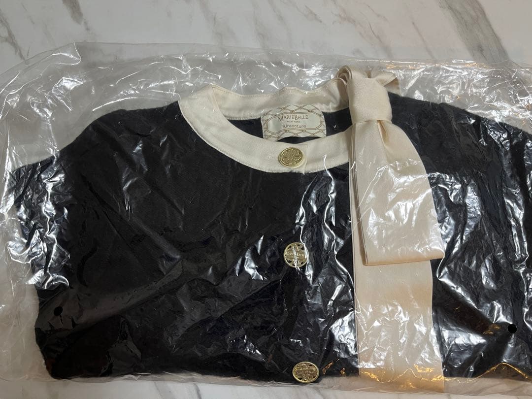 新品未開封】リランドチュール MARIEBELLEコラボリボンニット