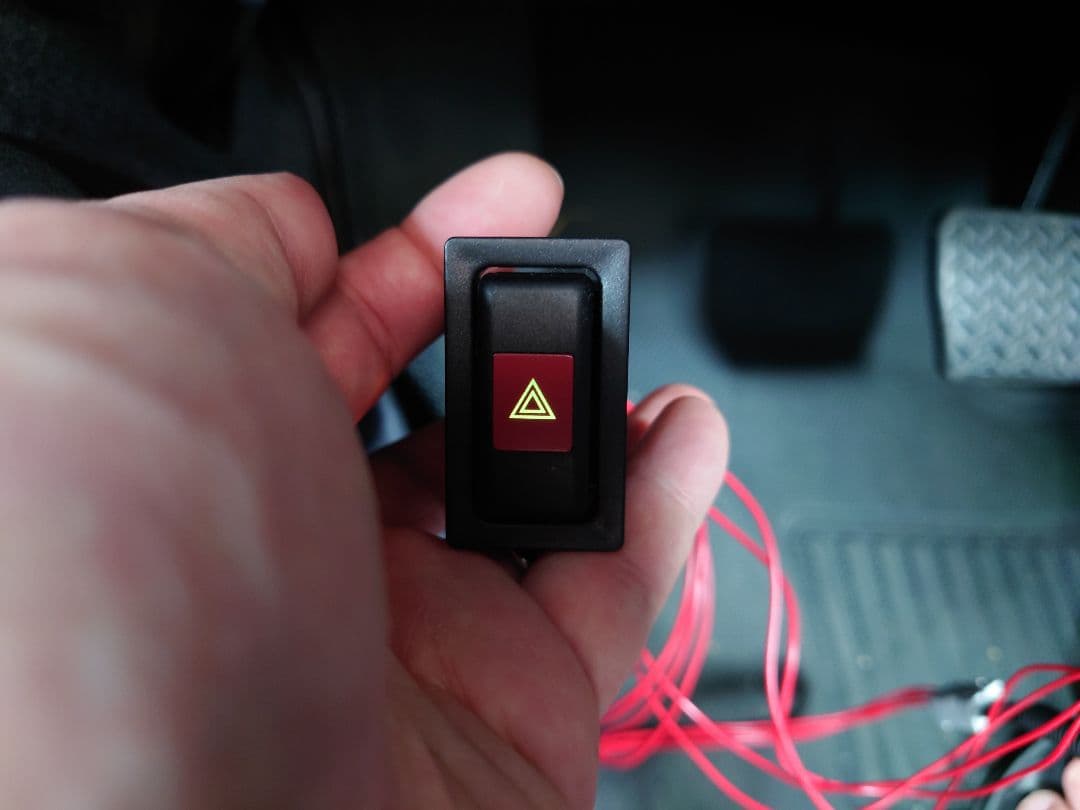 再販 GRJ76K GRJ79K ランドクルーザー70 ハザードスイッチ 増設 - メルカリ