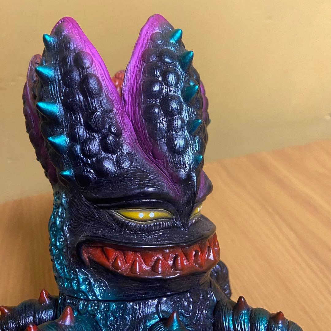 KAIJU MEGURO(目黒) Dカラー シカルナ工房 ソフビ 5457 - メルカリ