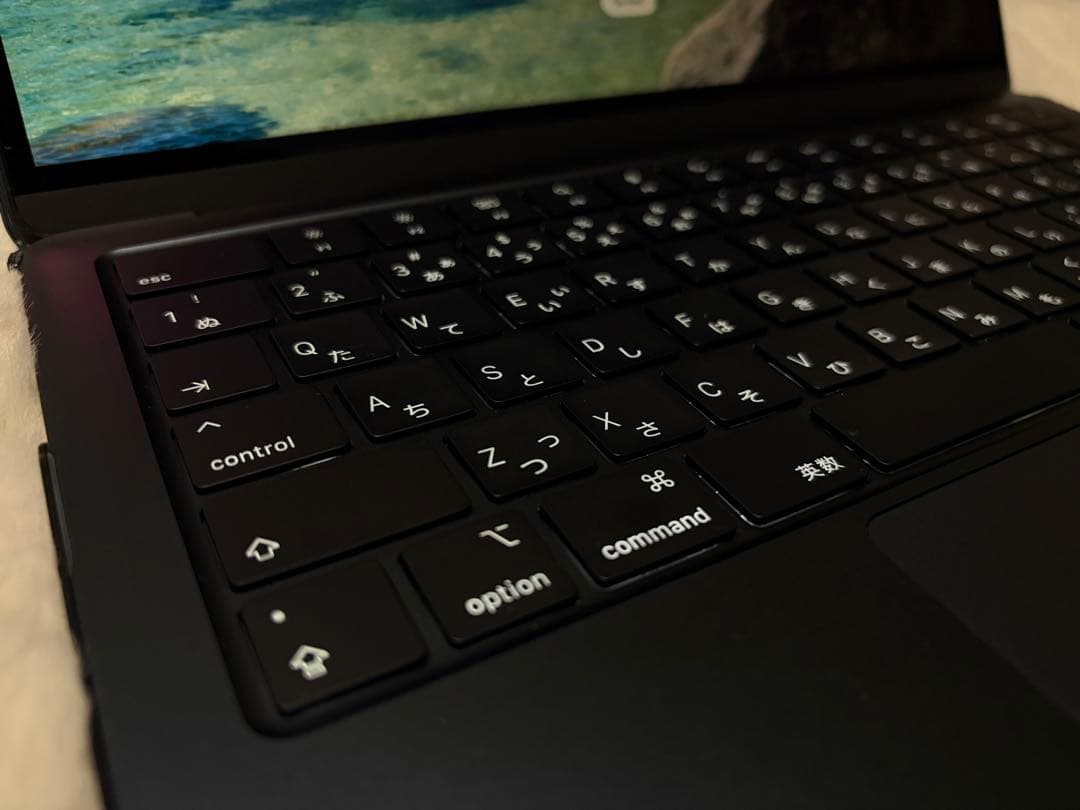 【美品】13インチMacBook Air Apple M2チップ -ミッドナイト