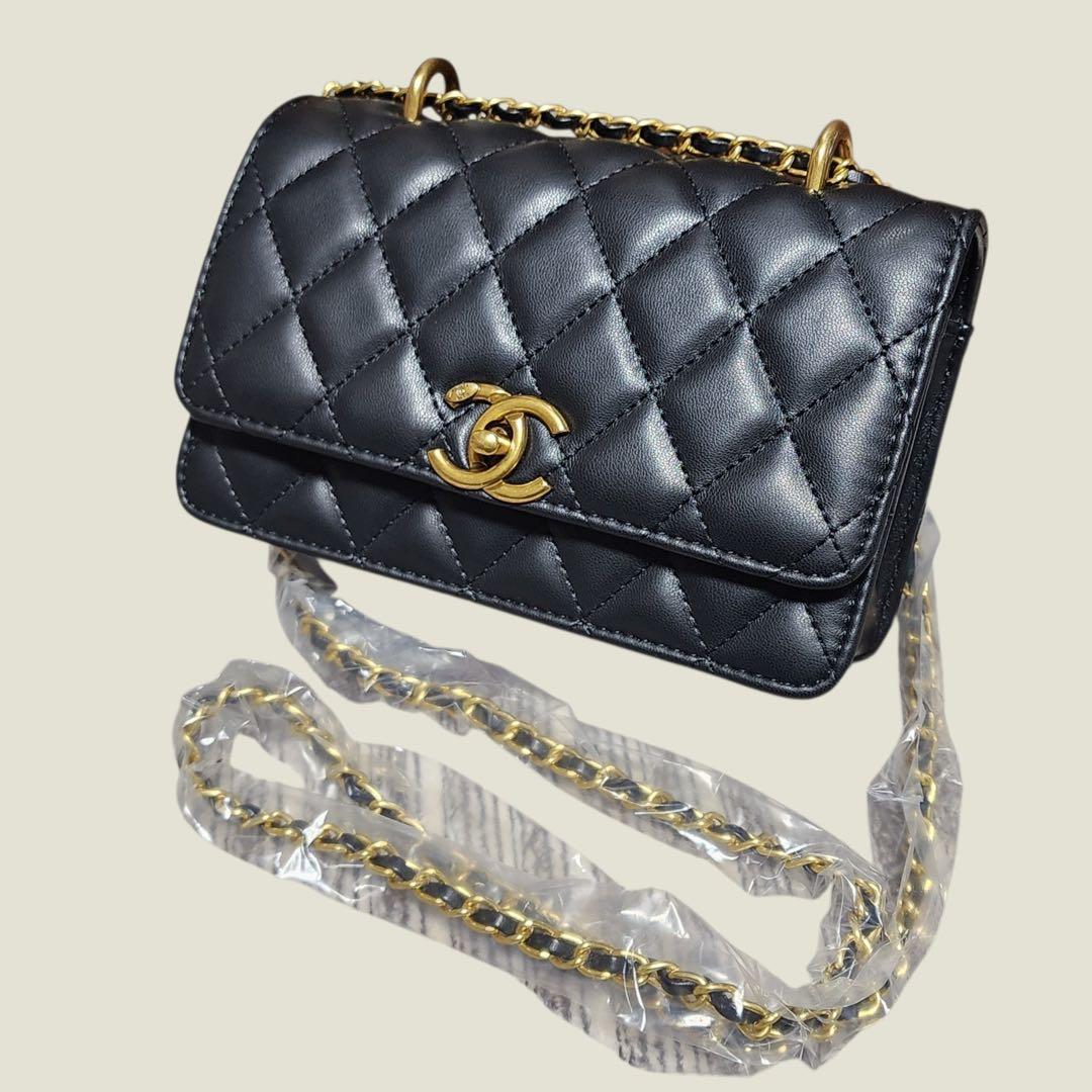 売*✨様 CHANEL　ショルダーバッグ　黒　キルティング　ノベルティ CHANEL シャネル ノベルティショルダーバッグバッグ キルティング