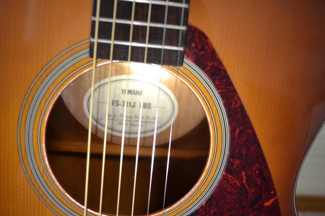 整備・弦交換済み Yamaha FS-311J LBS アコースティックギター弦交換