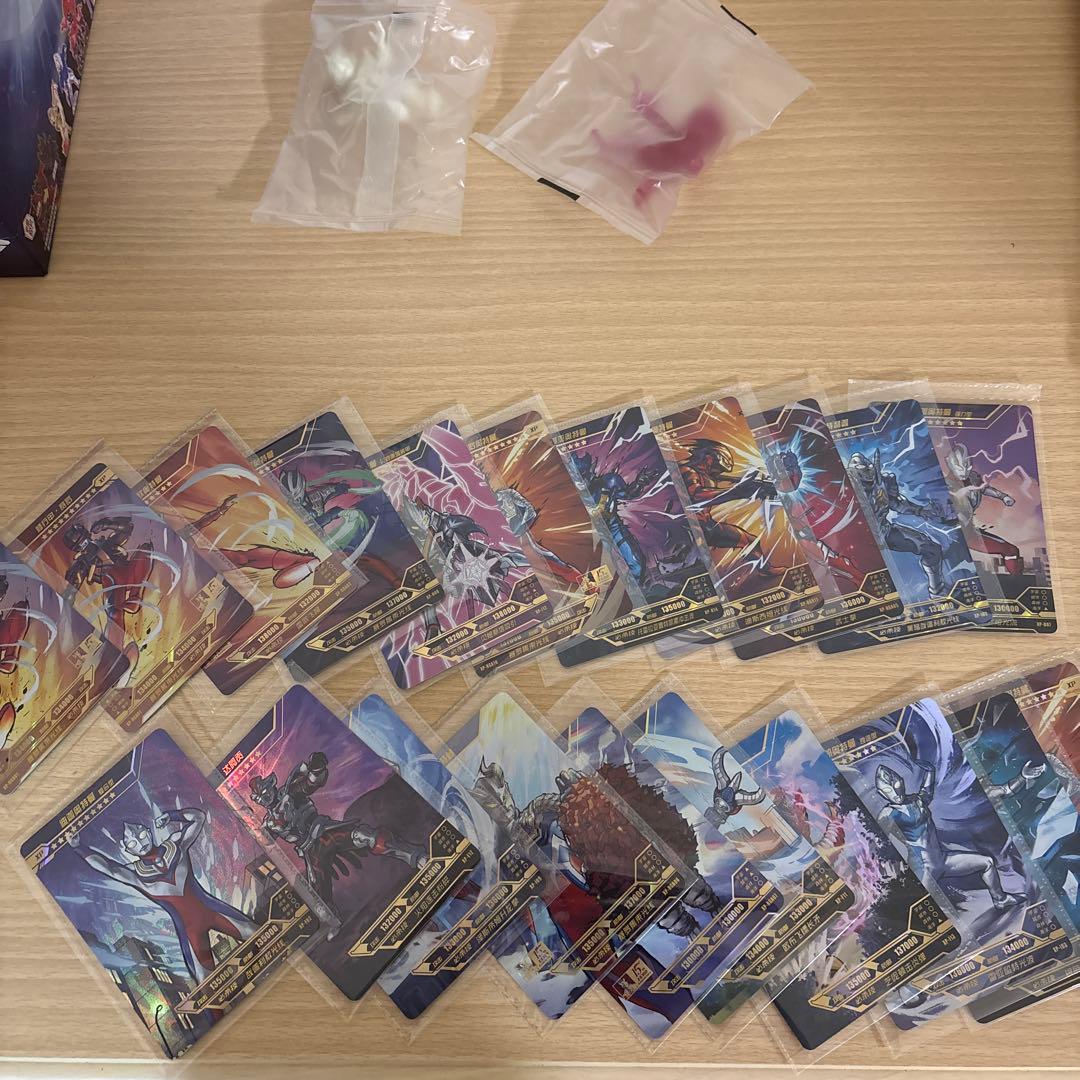 ウルトラ怪獣消しゴム ウルトラマン英雄集結 セット - メルカリ