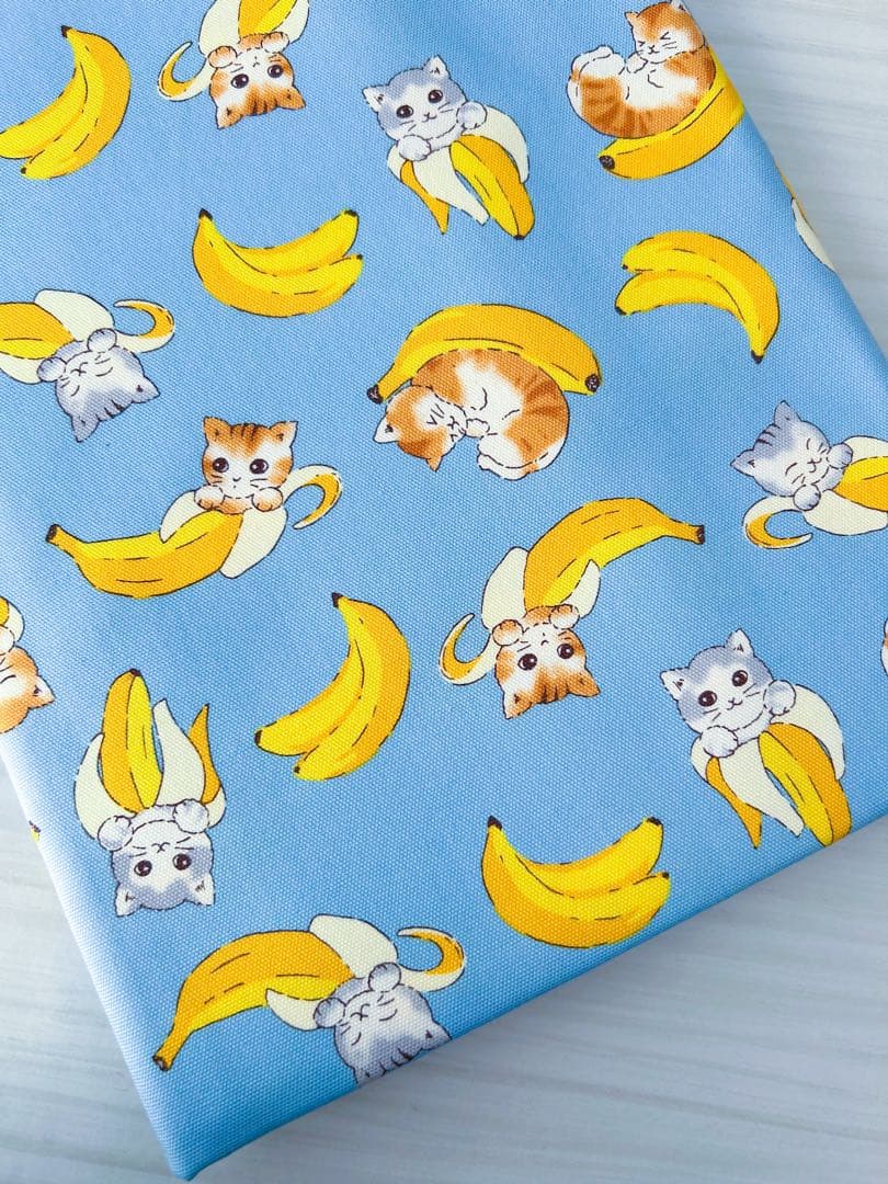 現品限り）生地 オックス ねこ柄 バナナ 2mカット - メルカリ