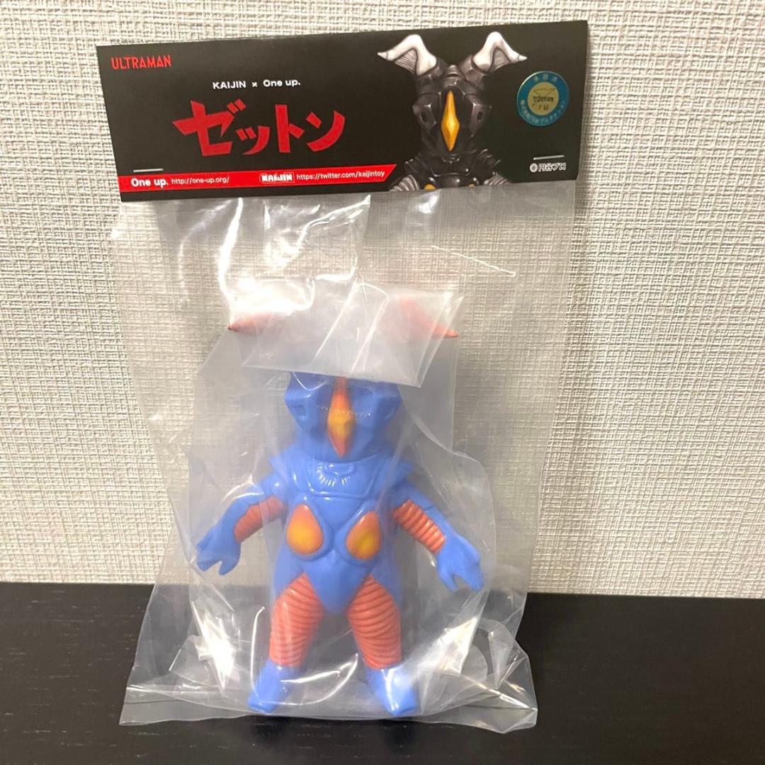 KAIJIN x One up. ゼットン ブルー×オレンジ ウルトラマン - メルカリ