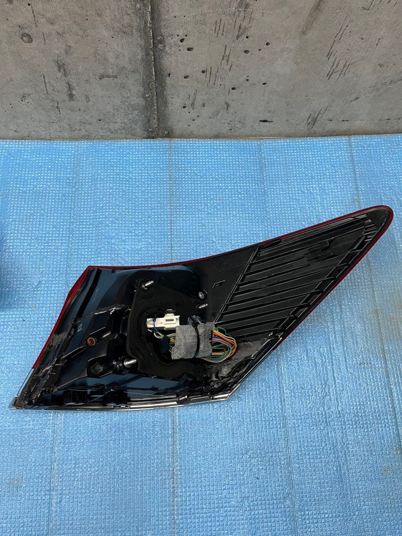 210 クラウン 純正加工シーケンシャルテールランプ - メルカリ