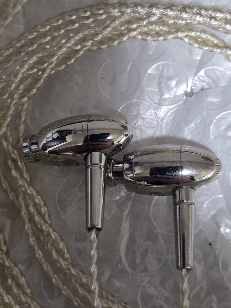 熟成の銀】final FI-BA-SST 付属品完備 飴色の本物【名機】 - メルカリ