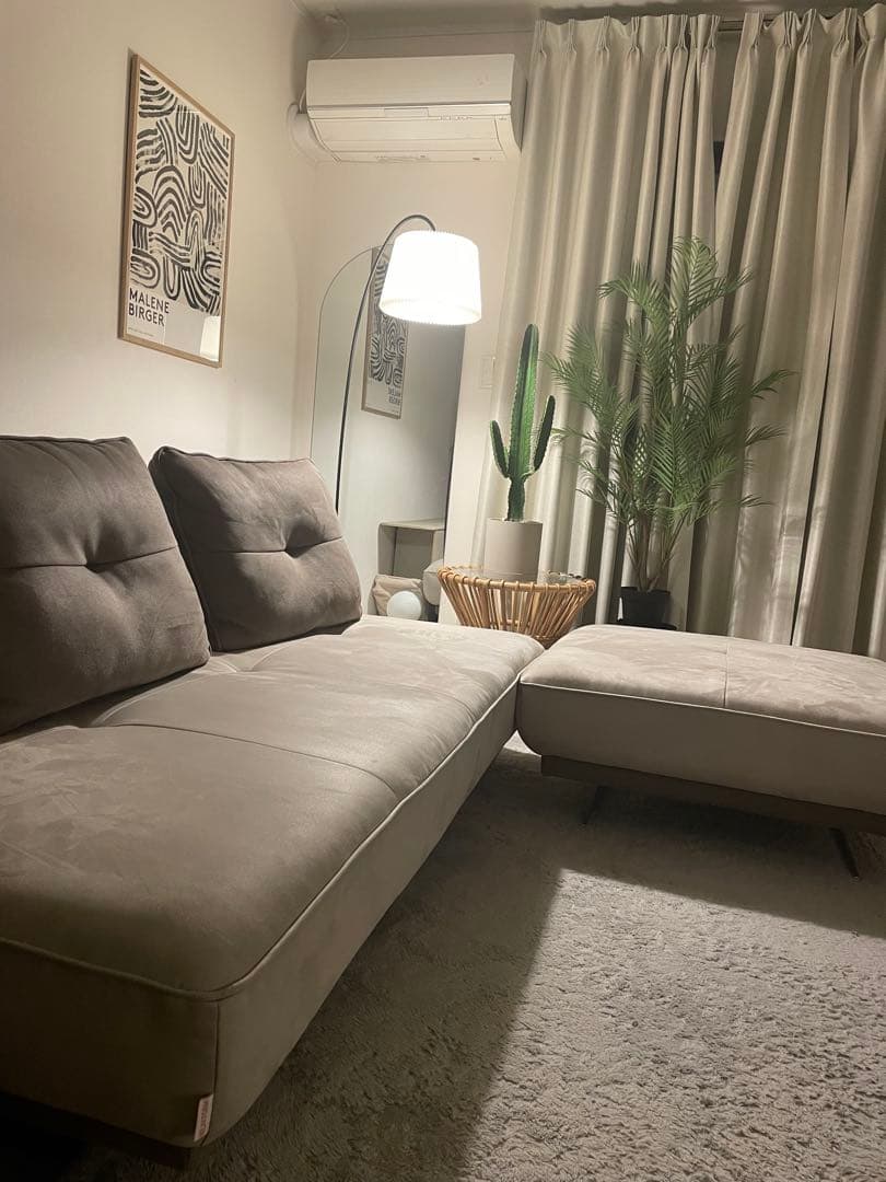 引越しセール中@Meg様専用 アルフレードソファーとオットマンと