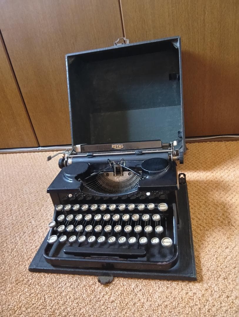 タイプライター　アンティーク　希少品 Yahoo!オークション -「タイプライター アンティーク」の落札相場