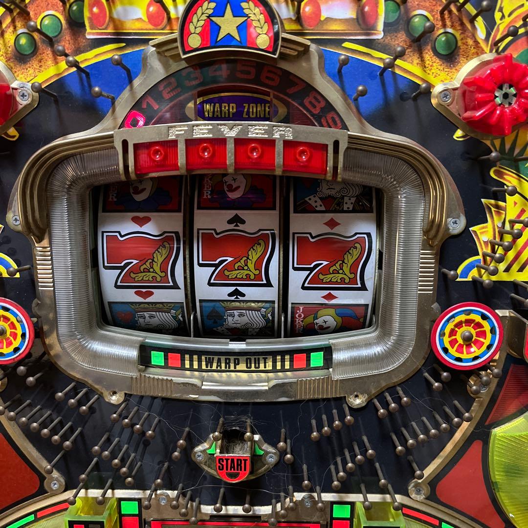 パチンコ実機 フィーバークイーン2 王冠セル - メルカリ