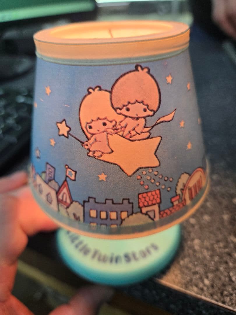 リトルツインスターズ テーブルランプ 楽天市場】デスクライト リトルツインスターズ | キキララ ライト き