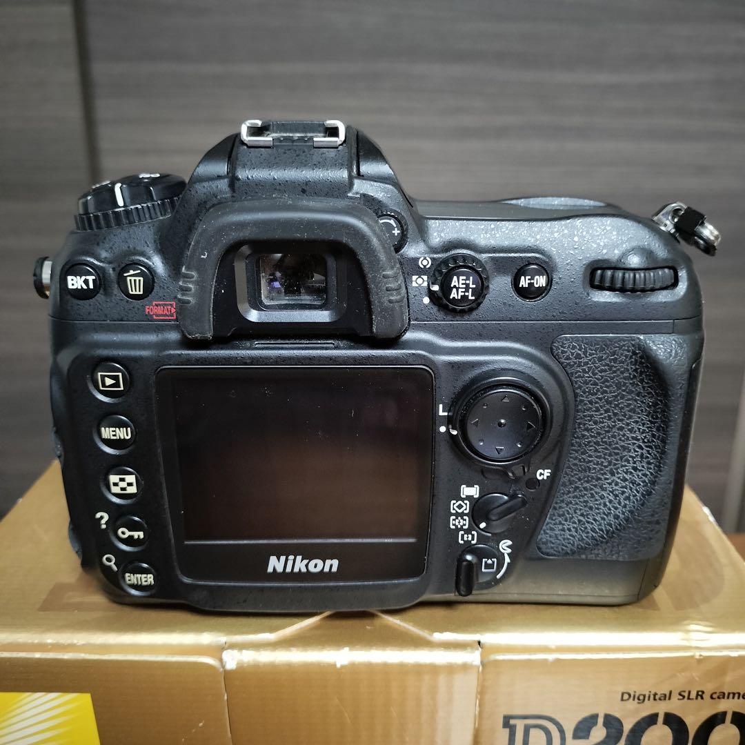 Nikon D200 ボディ CCDセンサー 名機 ショット数 約13,000回 - メルカリ