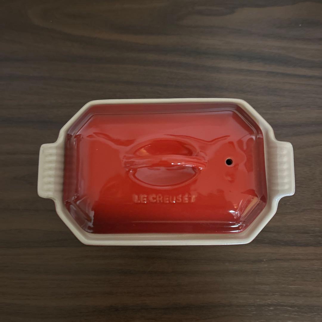 廃盤品！未使用品！ル・クルーゼ　テリーヌ with プレス　0.8ℓ 人気レッド