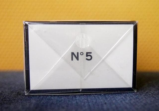 シャネル n°5 未開封 ミニボトル 7ml パルファム - メルカリ