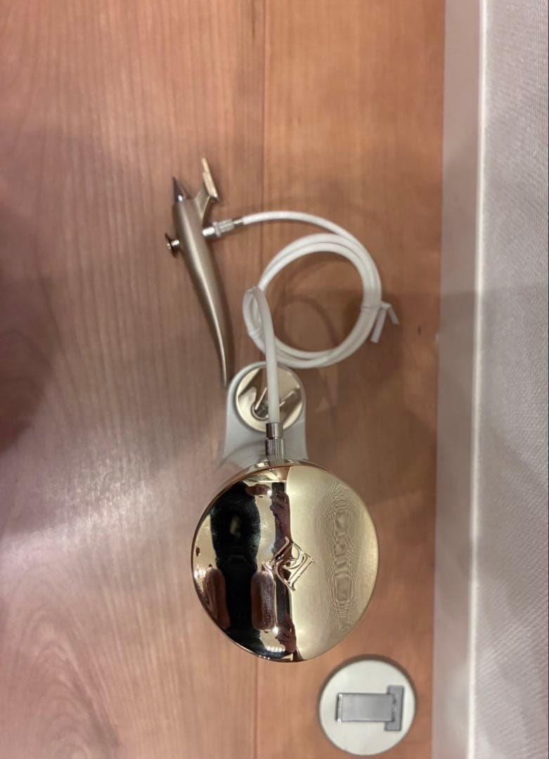 PLOSION（プロージョン）炭酸ミスト ホワイト 美顔器 - メルカリ