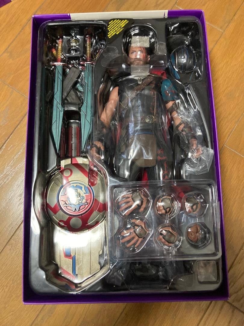 美中古】ホットトイズ マイティーソー ラグナロク 通常版 - メルカリ