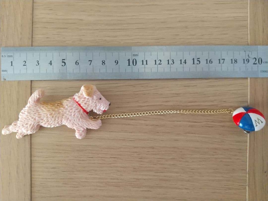 WEEKENDS ボールで遊ぶテリアブローチ ピンク ウィークエンズ 未使用品