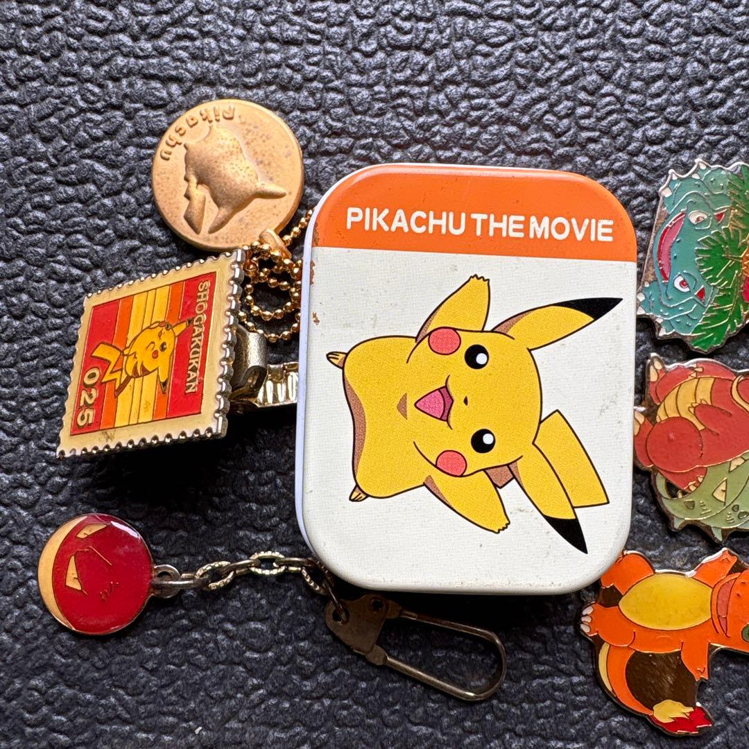 ポケモンメダルスイング 38個セット キーホルダー バッチ 映画バッチ