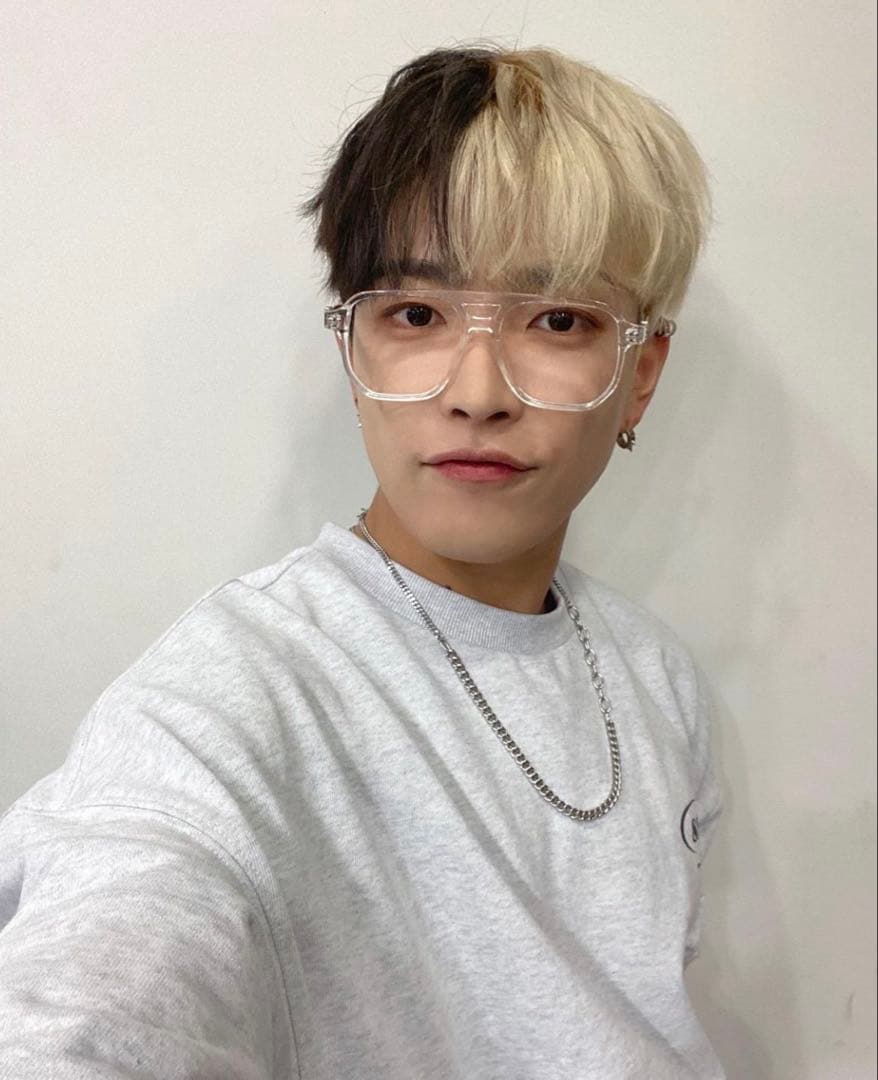 【新品未使用】ATEEZ × Wonderwall スウェット グレー 2026年最新】ateez wonderwall スウェットの人気アイテム - メルカリ