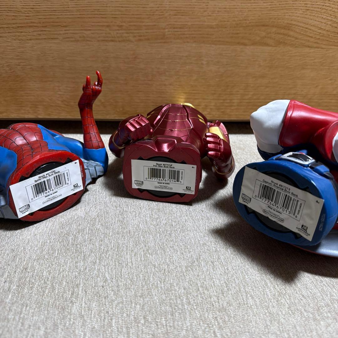 アメコミ アベンジャーズ フィギュア 貯金箱 3個セット - メルカリ