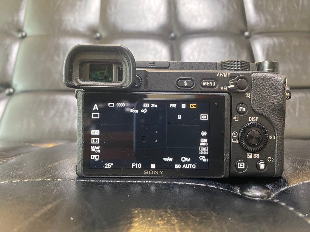 SONY α6400 E 16-50mm F3.5-5.6 OSS レンズキット