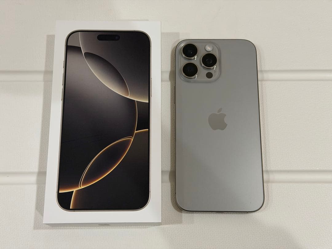 iPhone16 pro max 512GB ナチュラルチタニウム Apple版 Amazon.com: Apple iPhone 16 Pro Max, US Version, 512GB, Natural