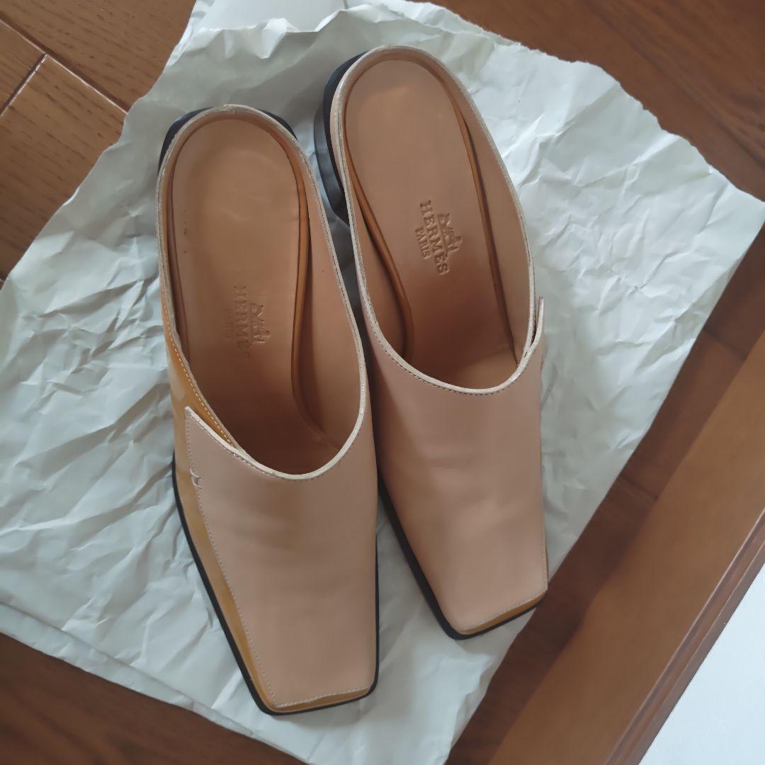 スクエアトゥミュール/HERMES