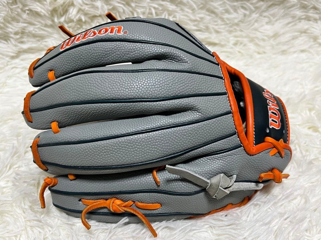 《極美品》ウィルソン　ワナビーヒーロー軟式内野手用グローブ